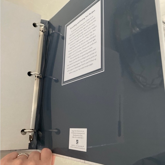 Deluxe Recipe Binder with Lemons Design - Picture 8 of 8